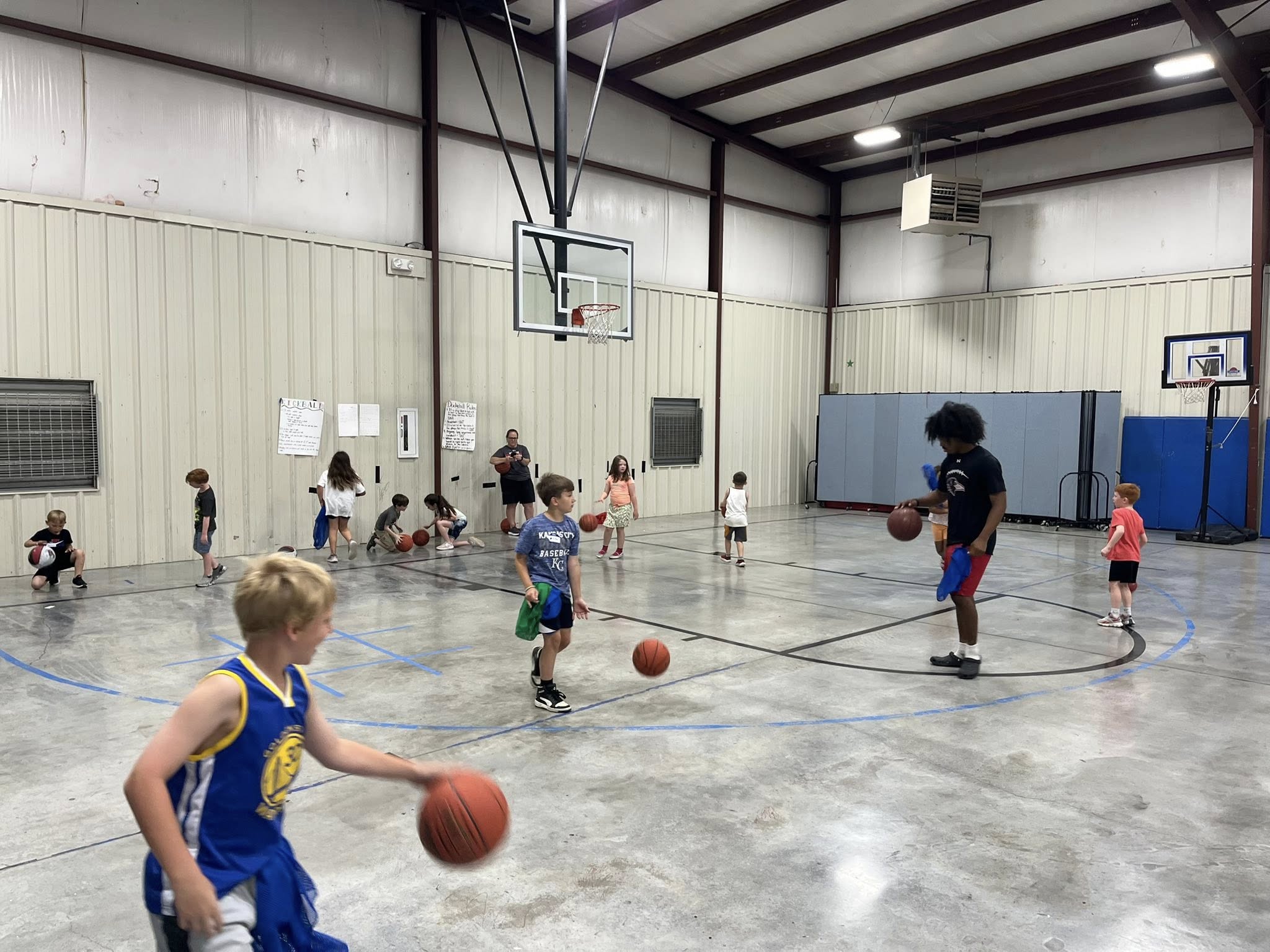 Kids playing basketball at AASC summer camp in Atchison KS
